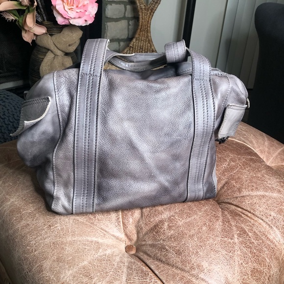 Distressed grey leather Made in Italy bag - Picture 1 of 12